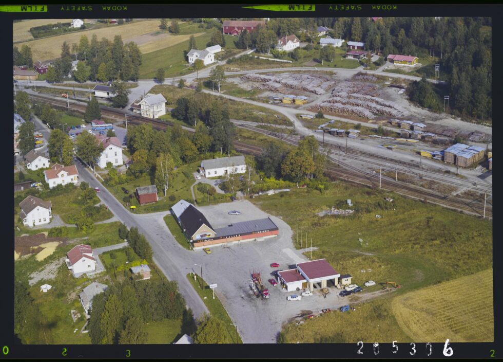 Flyfoto tatt over Magnor 24.september 1970.