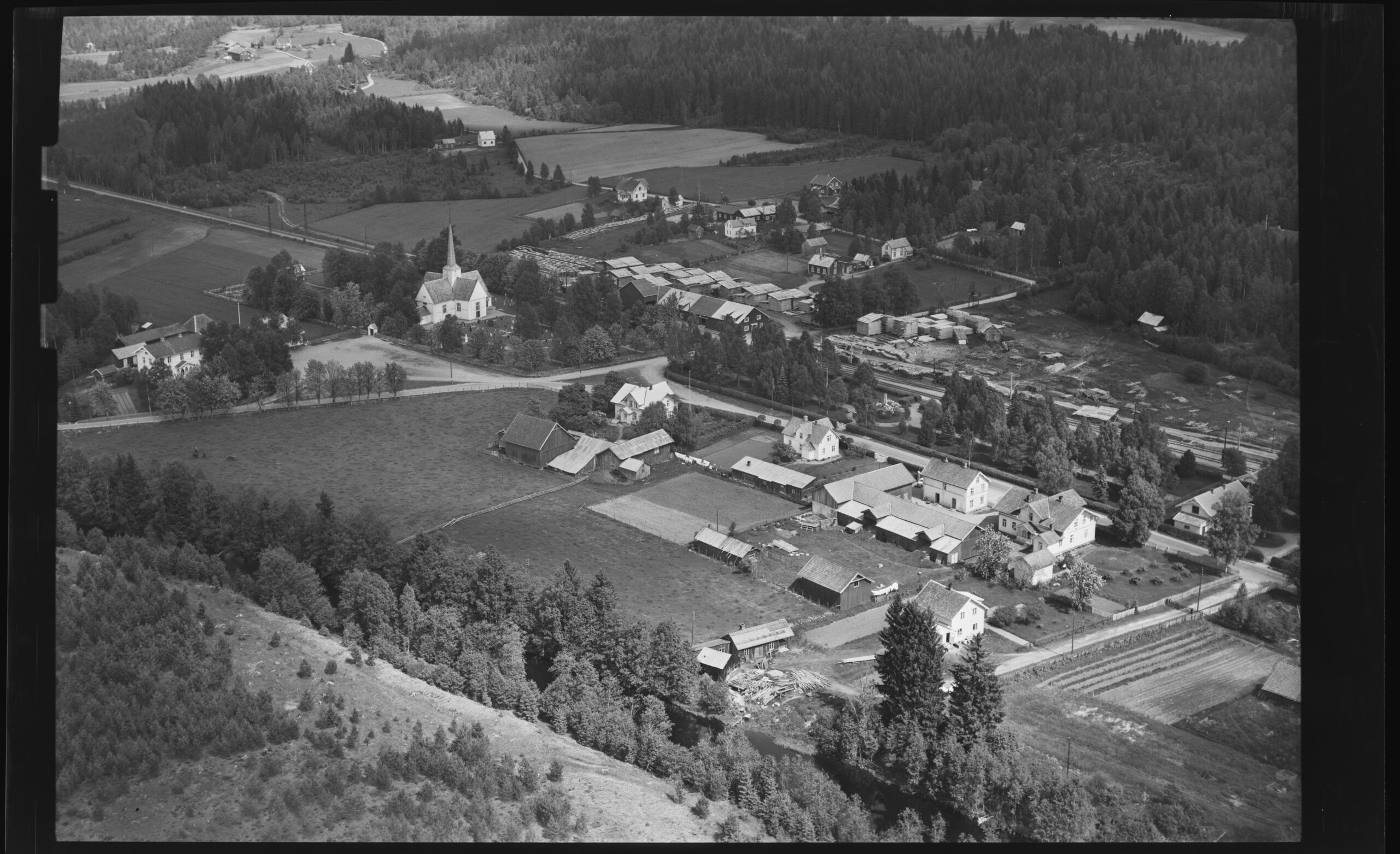 Flyfoto tatt over Matrand 11.juni 1953.