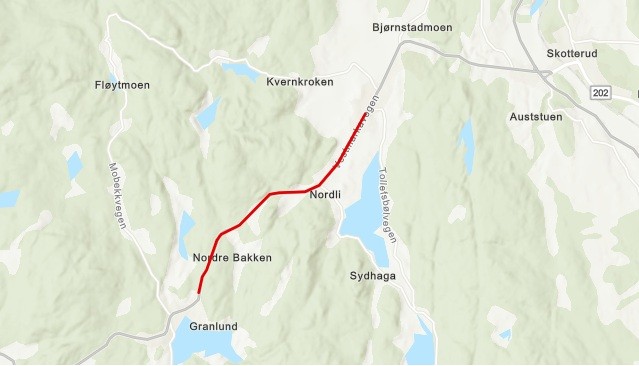 Den rødmerkede strekningen foreslås utbedret for 60 millioner kroner i et utkast til nytt handlingsprogram for fylkesveger i perioden 2026-2029