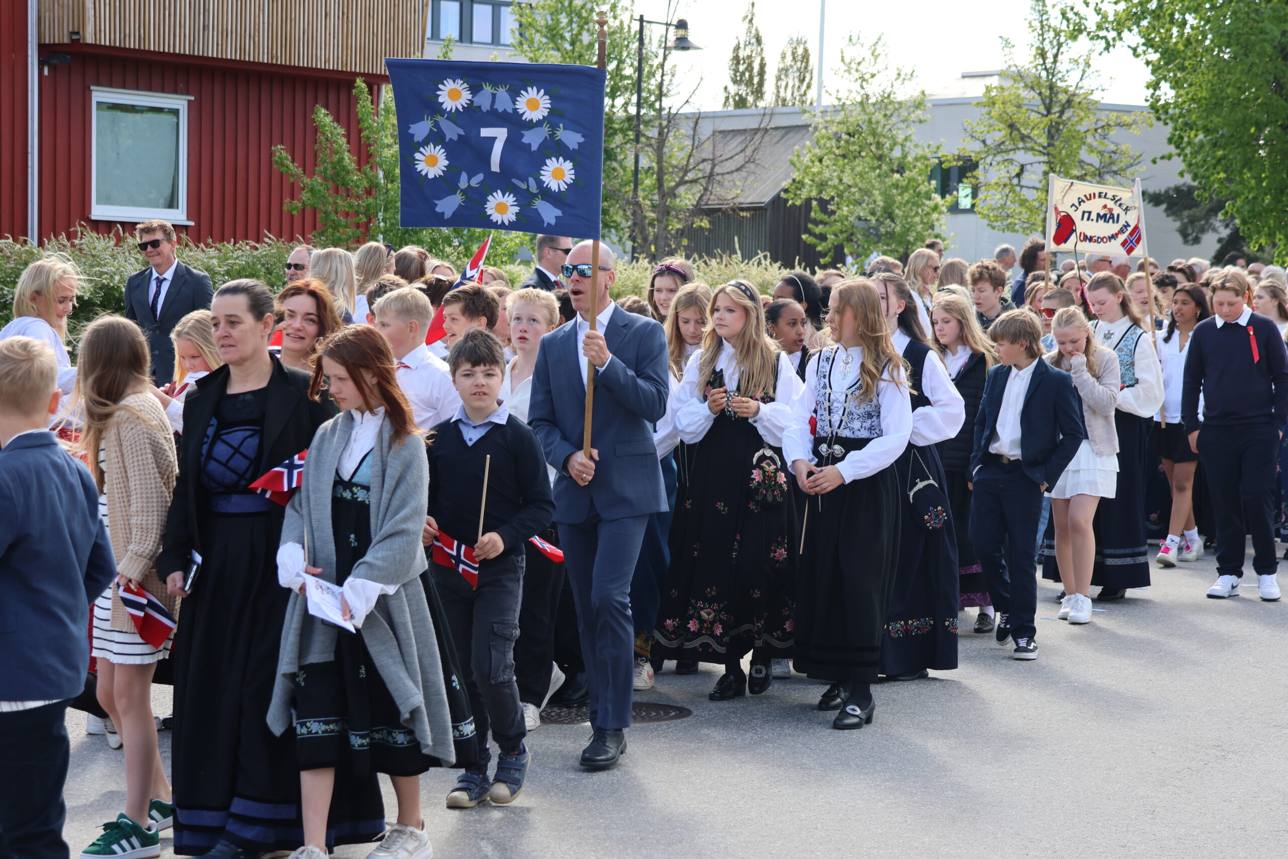 17. mai Skotterud