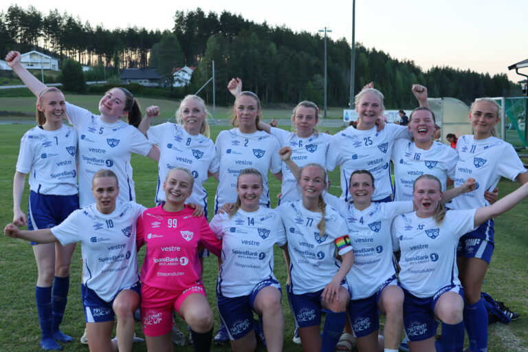 Eidskog damer vant solid 4-0 over Nittedal i årets første hjemmekamp og ligger nå på 3. plass på tabellen i 4. divisjon for Akershus.