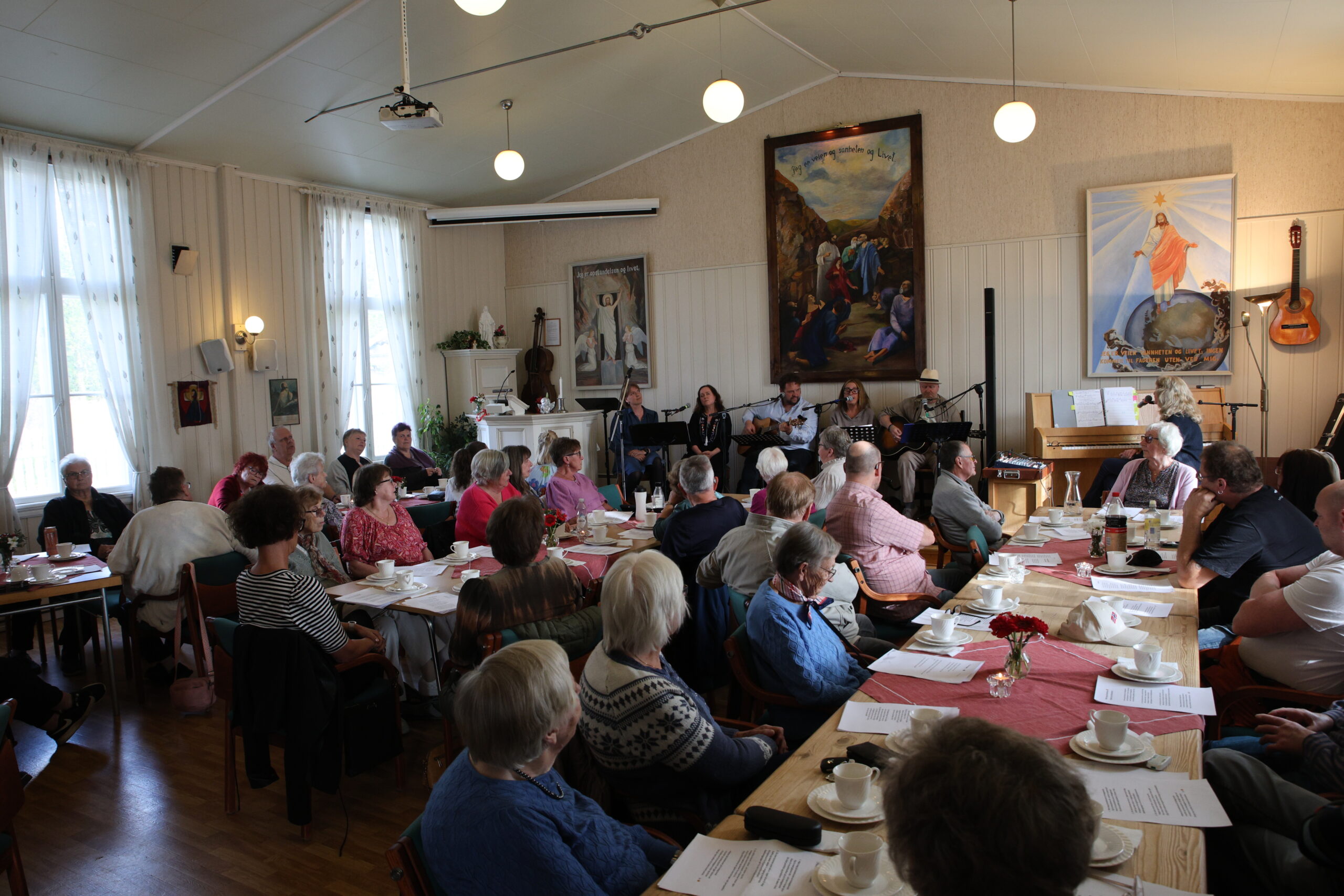 Musikkaften samler mange til Bedehuset.