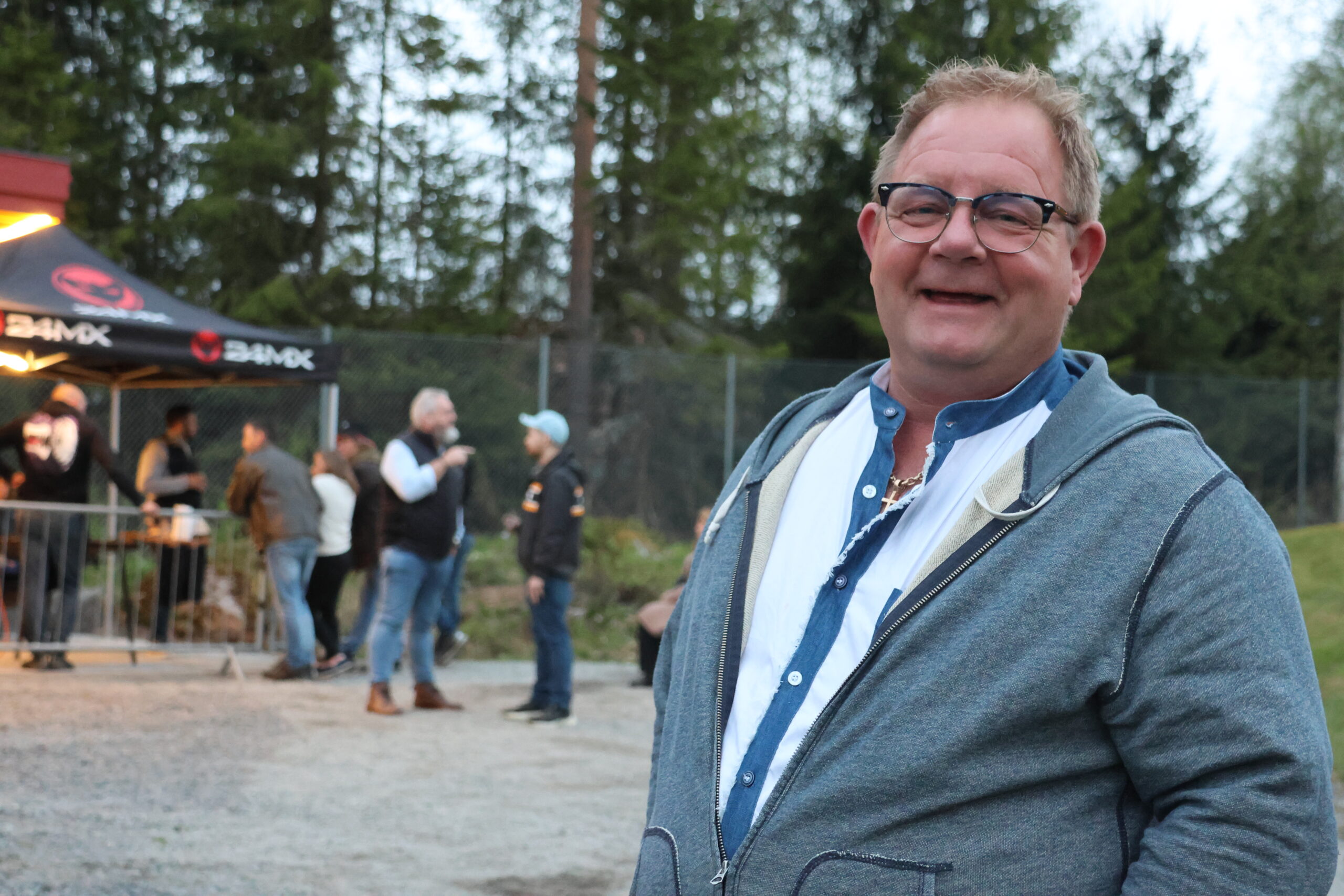 – Det er en god inntekt for Eidskog fotball og det er derfor vi gjør dette her. Det koster å drive fotballklubb i dag, forteller Carl Martin Kisen som er godt i gang med neste års planlegging.