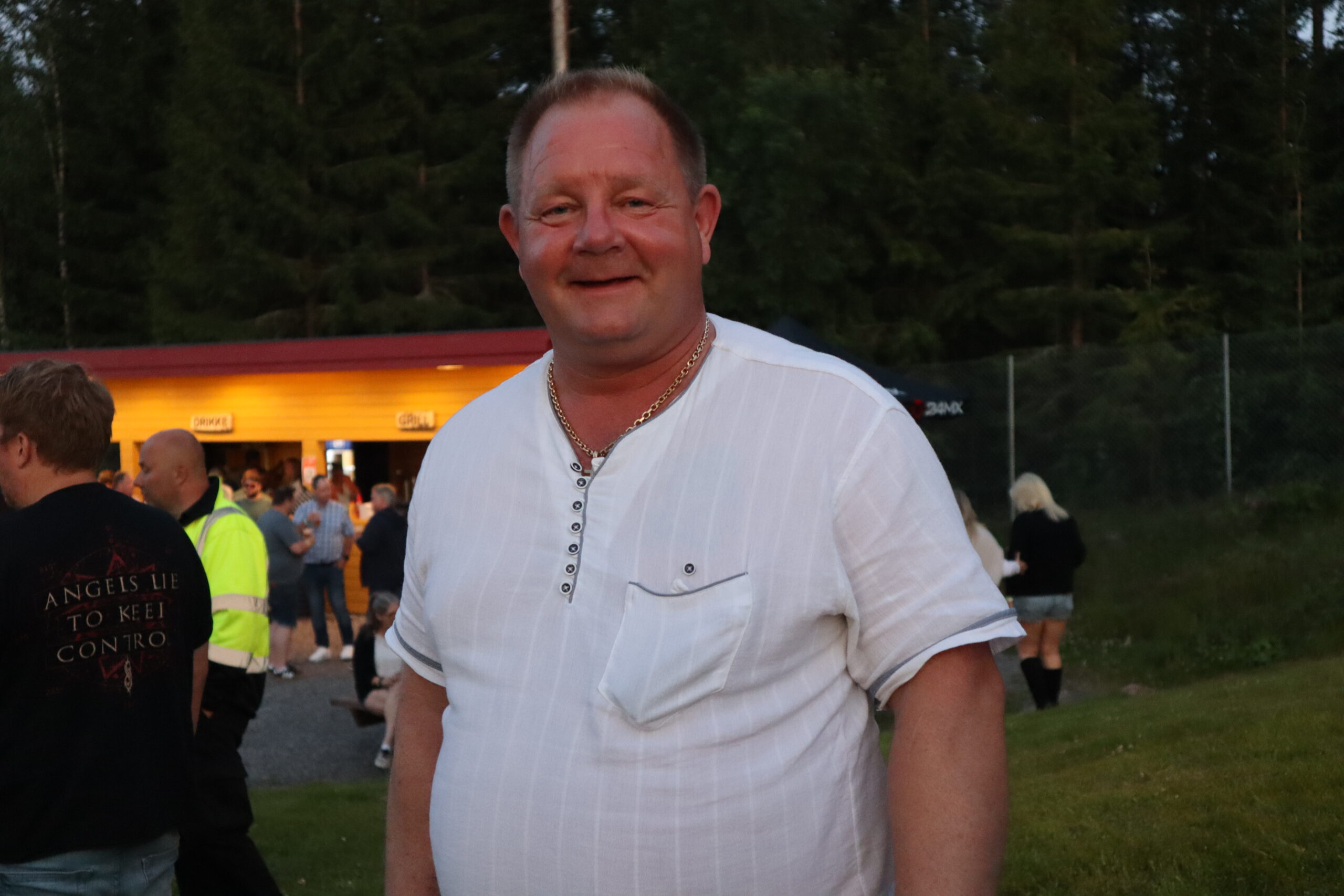 Festgeneral Carl Martin Kisen var like blid og fornøyd som alltid.
