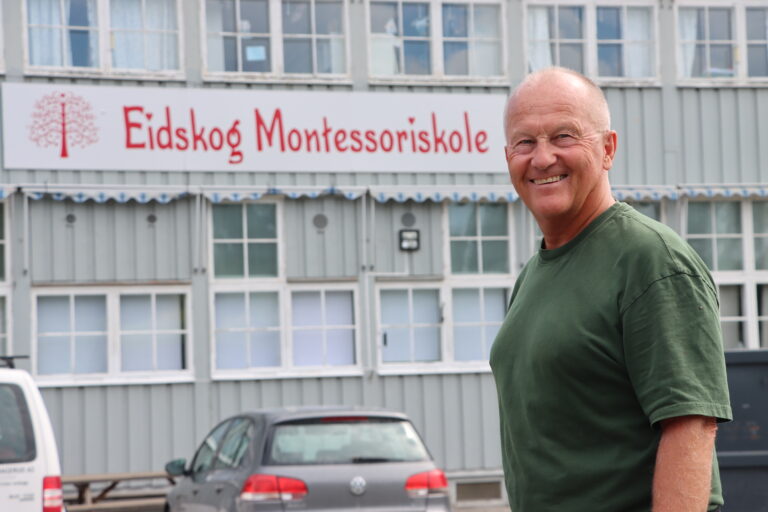 Erik Staavi gleder seg til at Eidskog Montessoriskole skal ferdigstille oppussingen.
