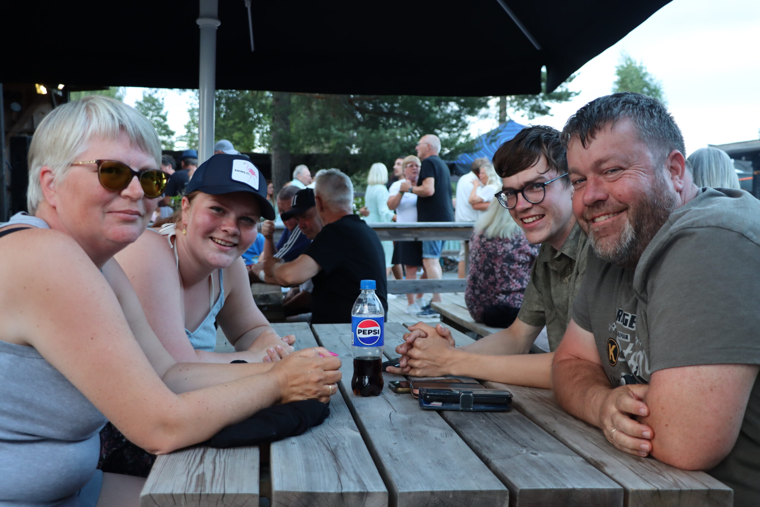 Heidi (f.v.), Live, Espen og Bengt Lund-Roland er tilbake på Montebello camping.