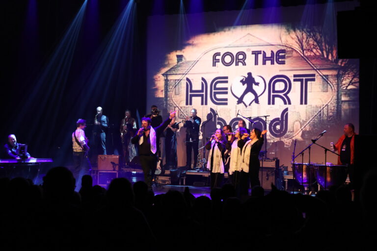 For The Heart Band holder konsert i Rådhusteatret lørdag 30. august.