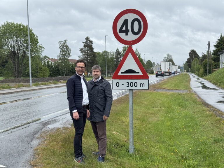 Frode Ek Skarnes, styreleder i 7sterke og daglig leder Innovasjon Gardermoen Remy Skogstrand forteller at de forventer en løsning på E16 innen året er omme.