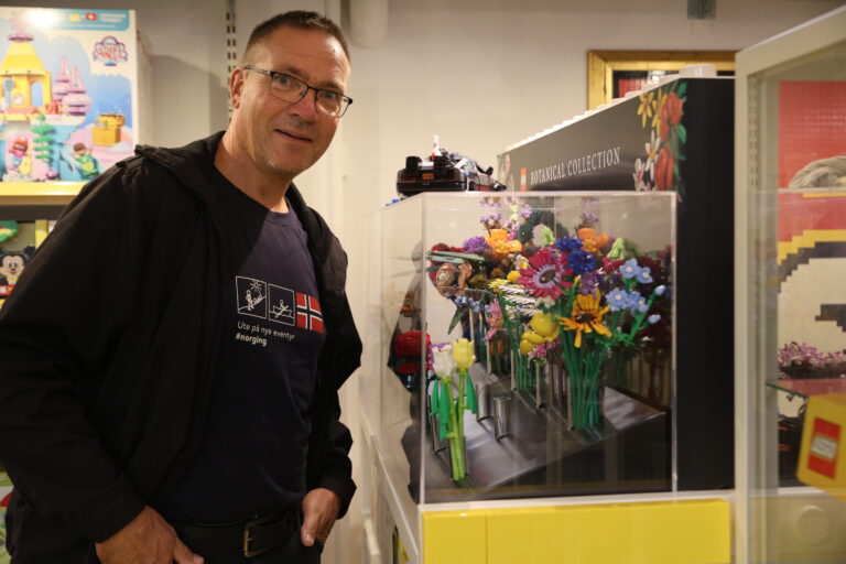 Lego har mange ulike sett for enhver smak, og blomsterserien er blant det som fanger Even Strømman.