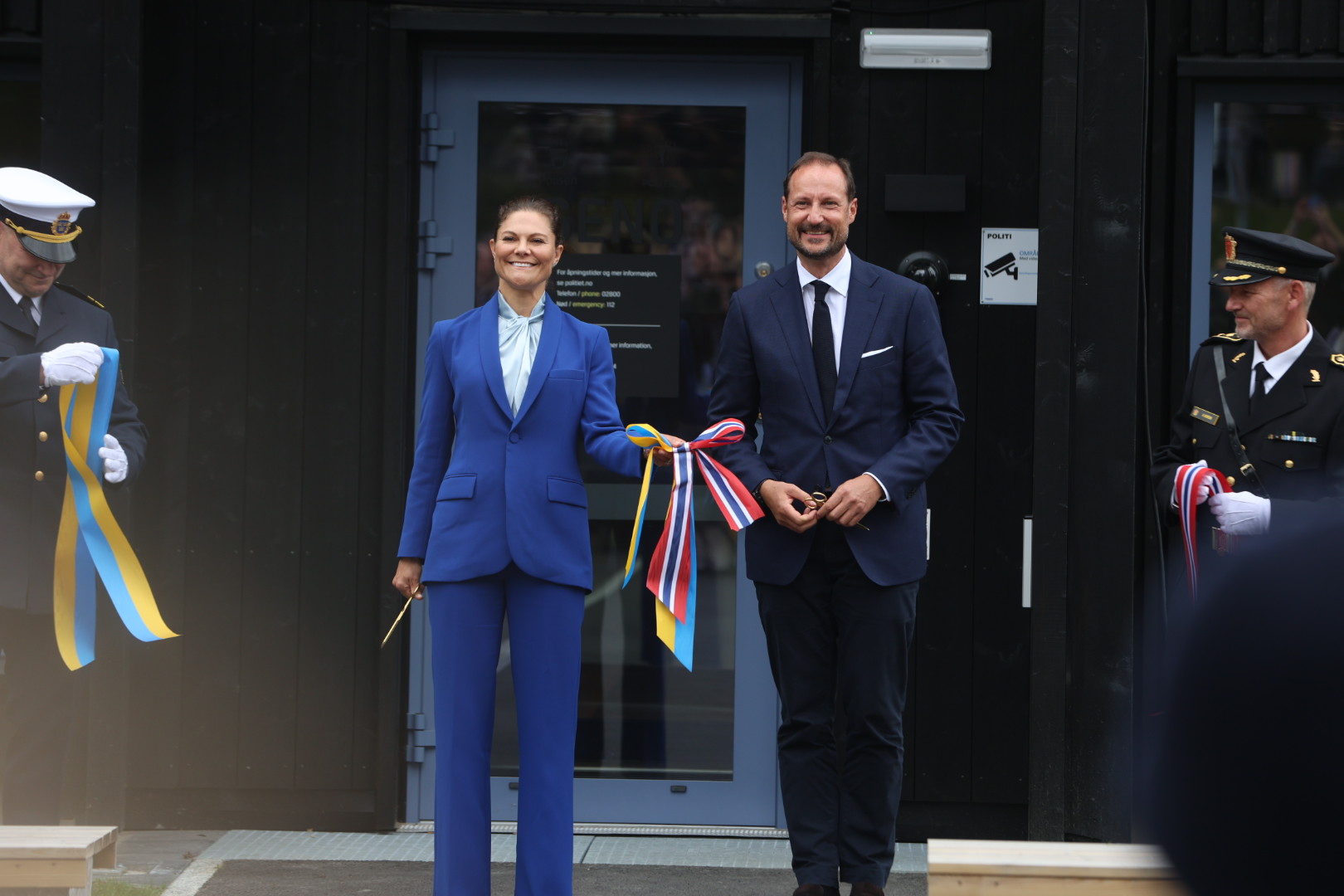 Kronprinsesse Victoria og kronprins Haakon stod for den offisielle åpningen.