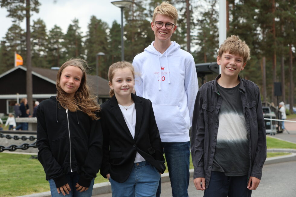 Tiril Amalie Sunde, Ella Louise Øverby Kirkeberg, Viktor Hoel-Aasen og Øyvind Sørli forteller at de har vært nervøse, men med mye øving gikk det bra.