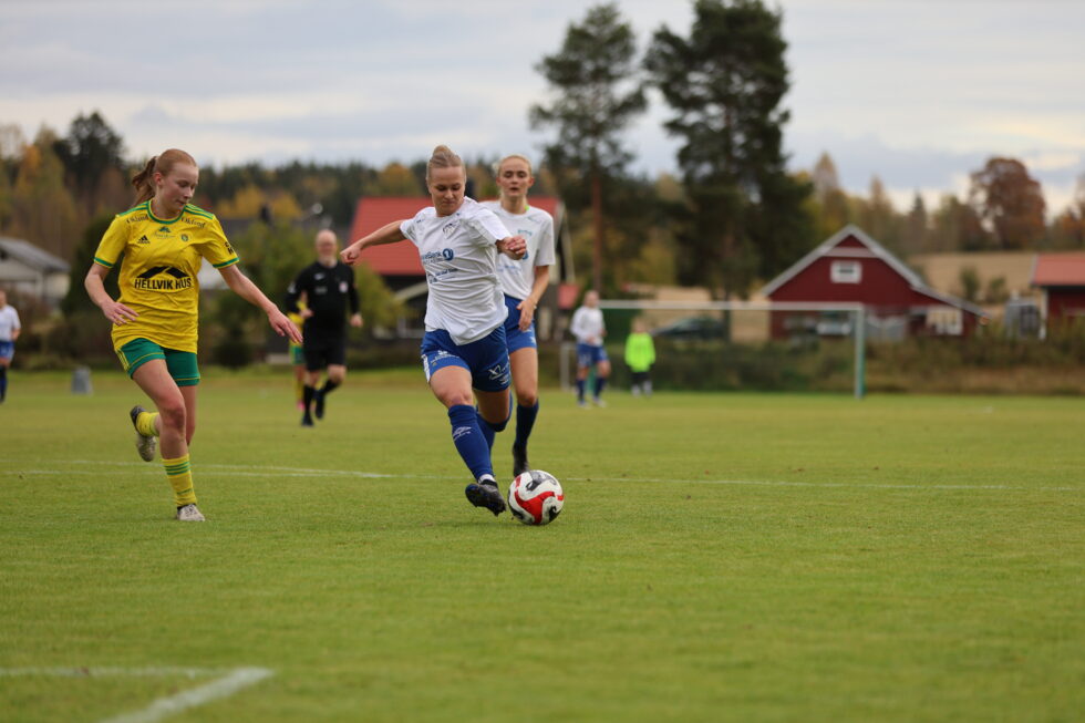 Tonje Cecilie Holm ble nok en gang toppscorer da Eidskog slo FU/VO hjemme søndag. Med tre nye mål på målkontoen står hun nå med 27 mål denne sesongen.