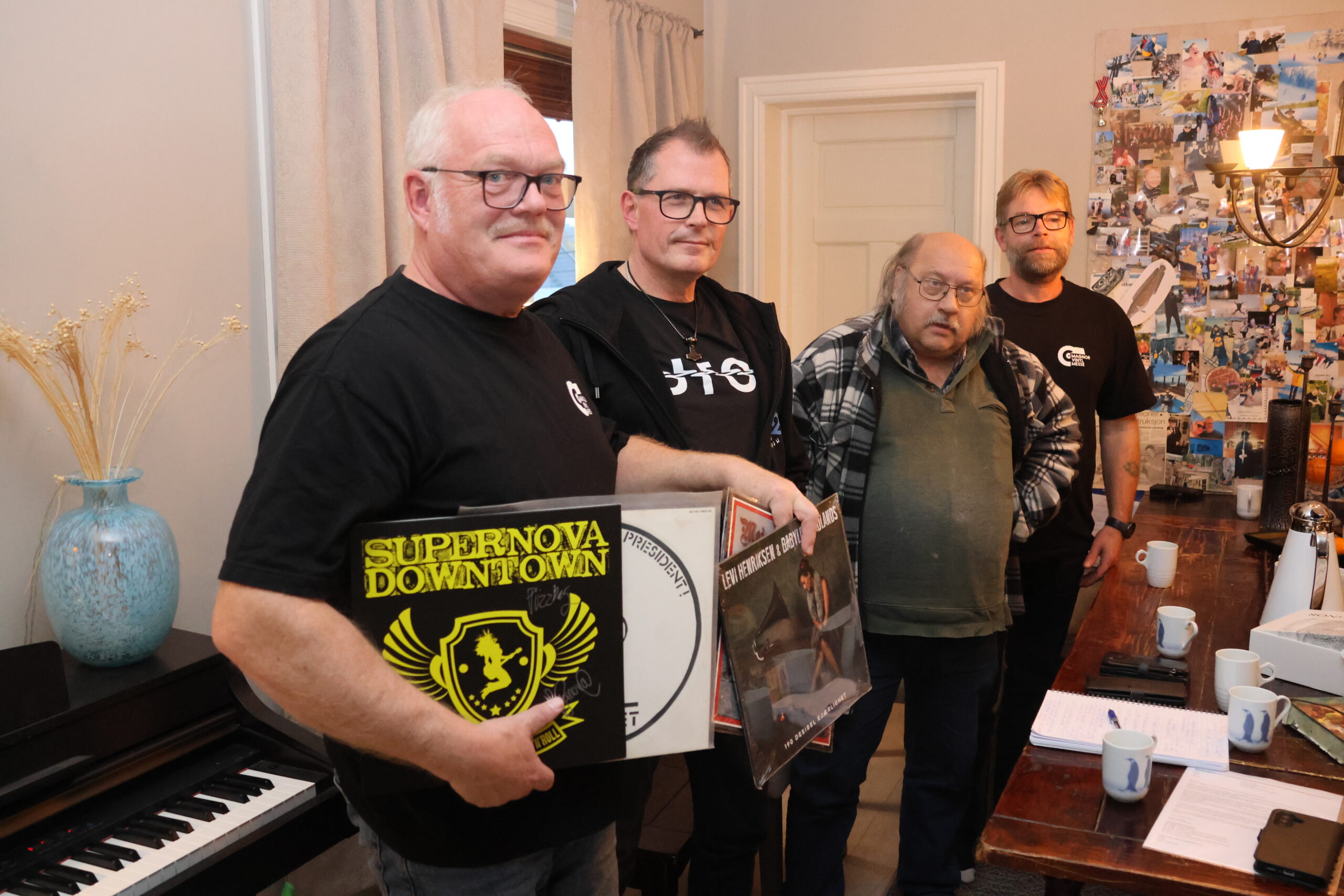 – Det er altfor mye tabu rundt temaet, og det å kunne gi overskuddet til forskning på demens er noe som er viktig for oss, kunne Morten Nilsen, Tom Høiby, Ruben Nysether og Sten Bjørndalen som står bak Magnor Vinylmesse fortelle.