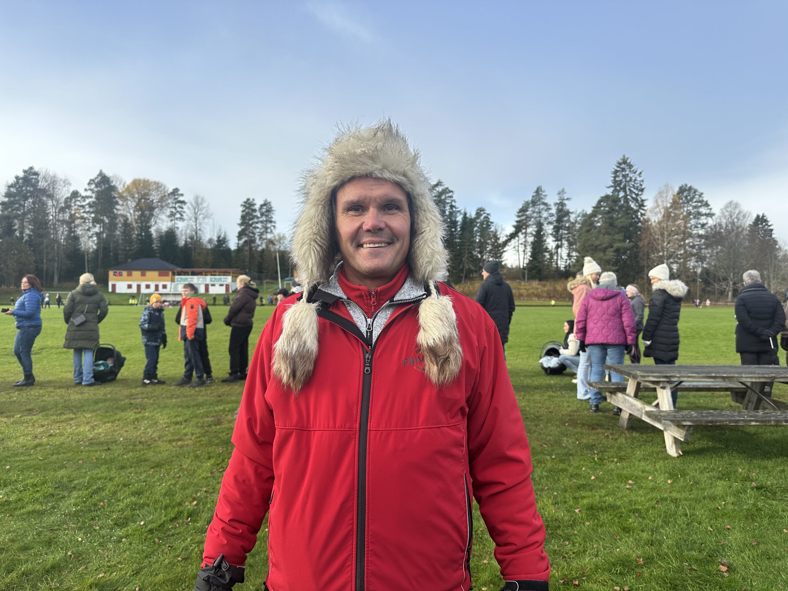 Hos Jocke Leveborn Nilsson var gliset på plass under årets Skoleløp på Skotterud Stadion.