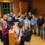 Lørdag fremfører dette koret et utvalg sanger fra musikalenes verden på Tyrilelden.