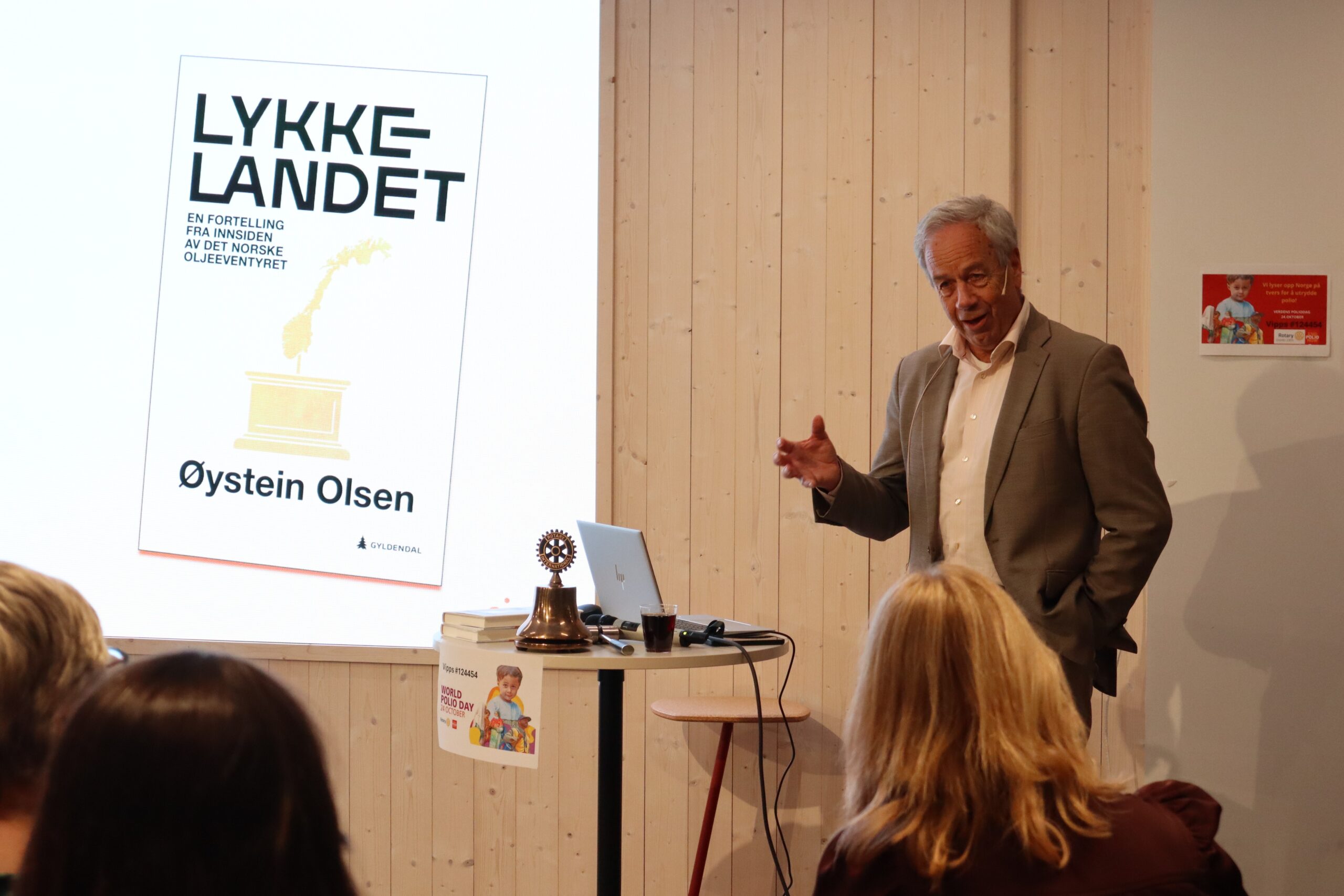 Tidligere sentralbanksjef Øystein Olsen fortalte om sin erfaring med polio som barn og gjennom oppveksten under et foredrag om polio på Science Park i Kongsvinger tirsdag kveld.