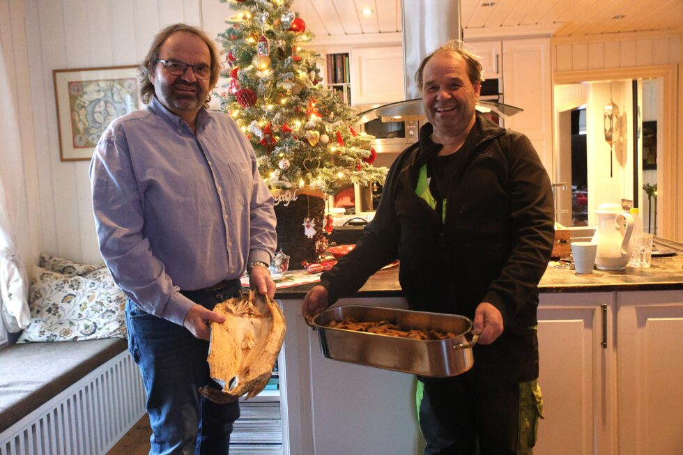 Svein Olaf og Odd Anders Sæter har en litt annen mat på julaften enn de fleste.