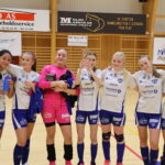 Rabaa Alsadi, Milla Gran Molund, Klara Rinden, Nora Pramhus, Nora Bonnerud Askerud, Live Lindkjølen og Emma Bakken vant til slutt finalen mot Nittedal 2-0 og kunne heve seierspokalen etter å ha vunnet Sparebank1 Cup i Eidskoghallen lørdag.