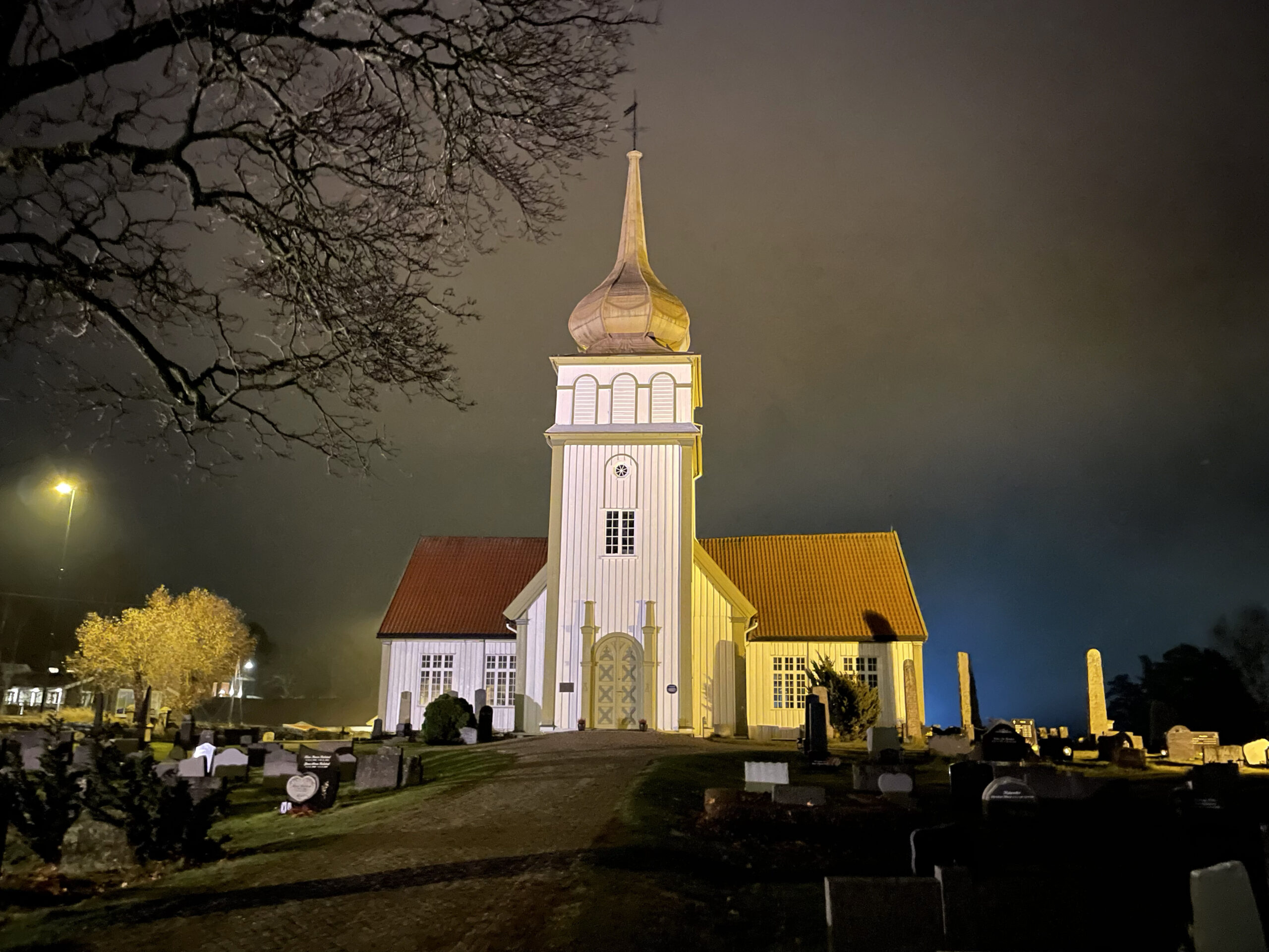 "Den store barnekonserten" holdes i Vinger kirke.