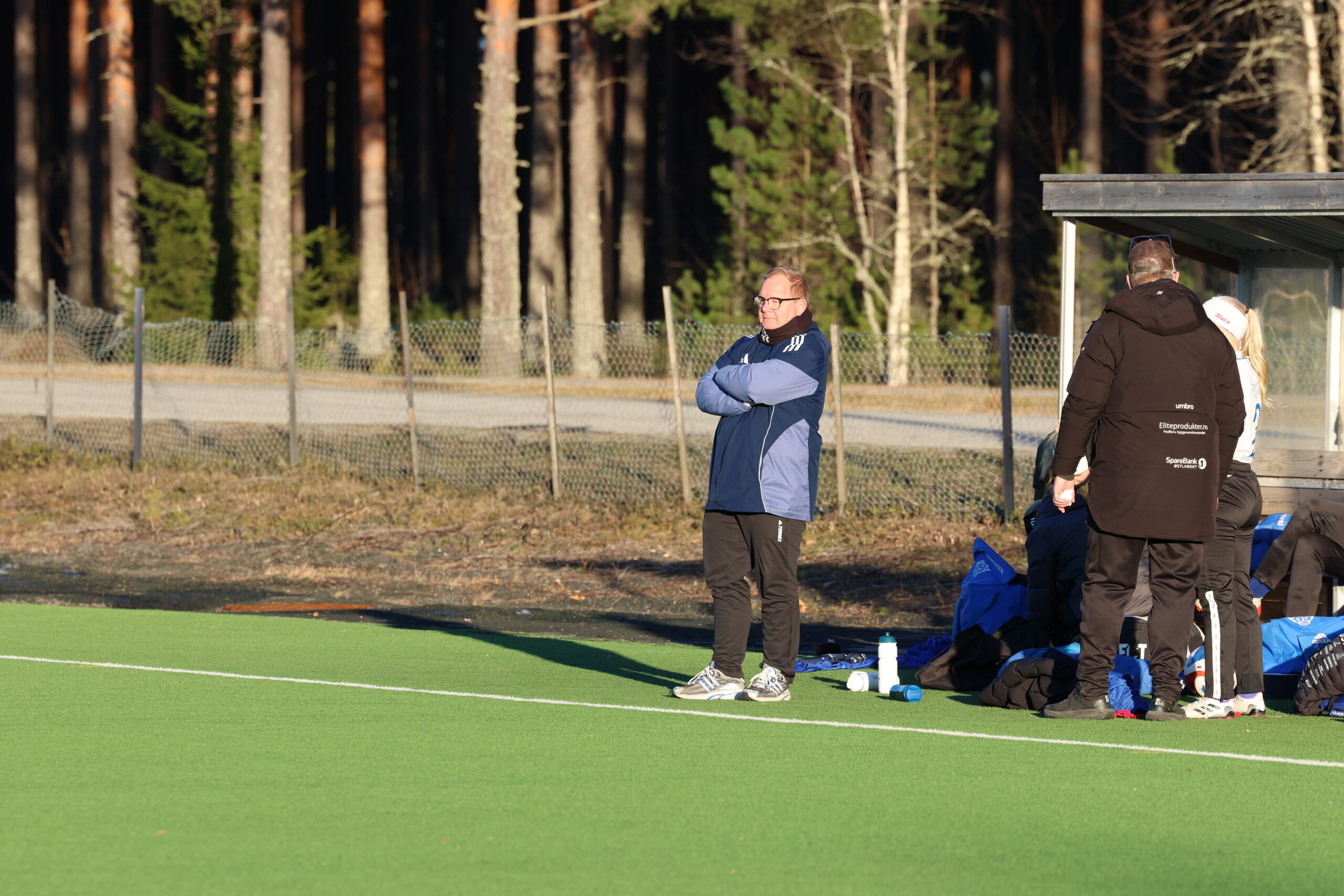 Mandagens bortekamp mot Lørenskog ble årets første poengtap for Eidskog Fotball sitt damelag. Trener Carl Martin Kisen mener mange tekniske og taktiske småfeil avgjør kampen.