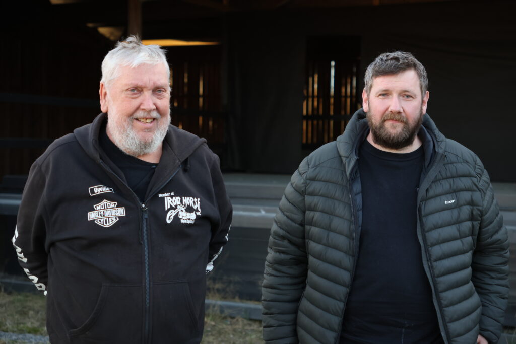 Øyvind Ånerud og Finn Lund gleder seg til siste helga i mai. Da blir det MC Rock på Magnormoen med 12 band over to dager.