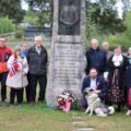 Klokka 08 hver 17. mai samles mange matrandinger ved Oberst Krebs bautaen på Matrand.