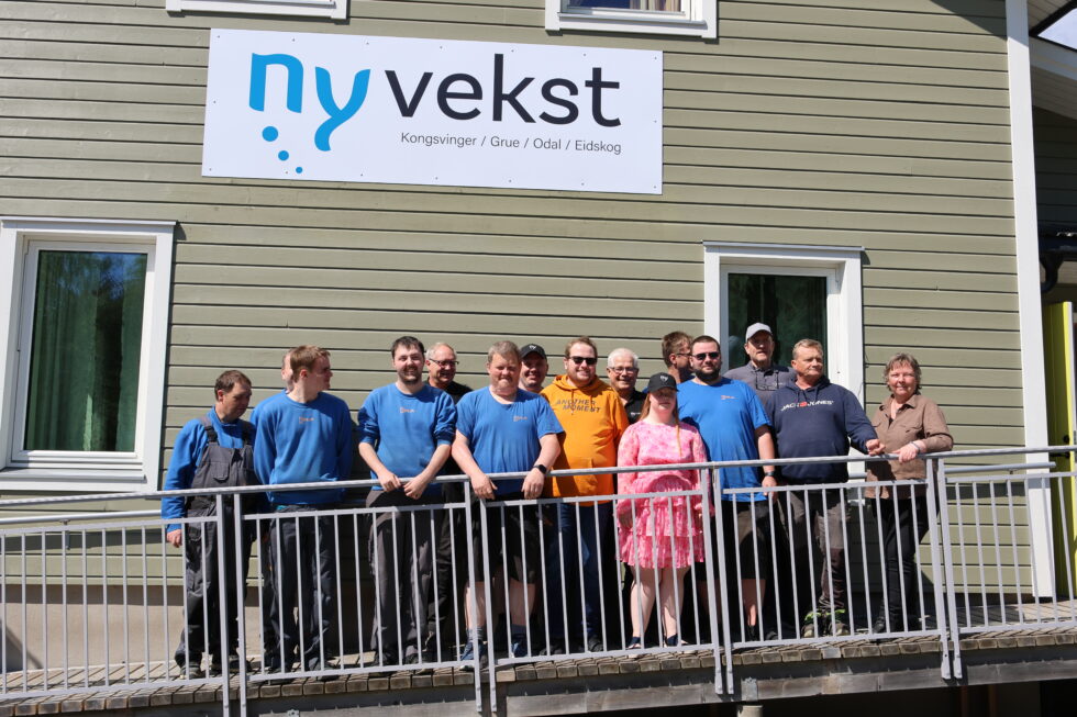 Fredag var det feiring på Bergtun utenfor Skotterud i anledning fusjoneringen av Vekstbedriften Vilja AS og Ny Vekst,