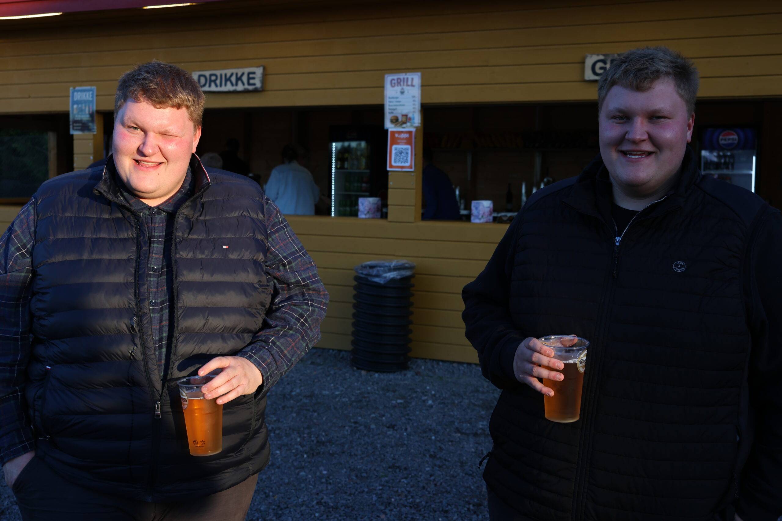 Brødrene Tor Erik og Lars Ola Ramtjernsåsen fra Austmarka var klare for noen trivelige timer i Skøttruparken.