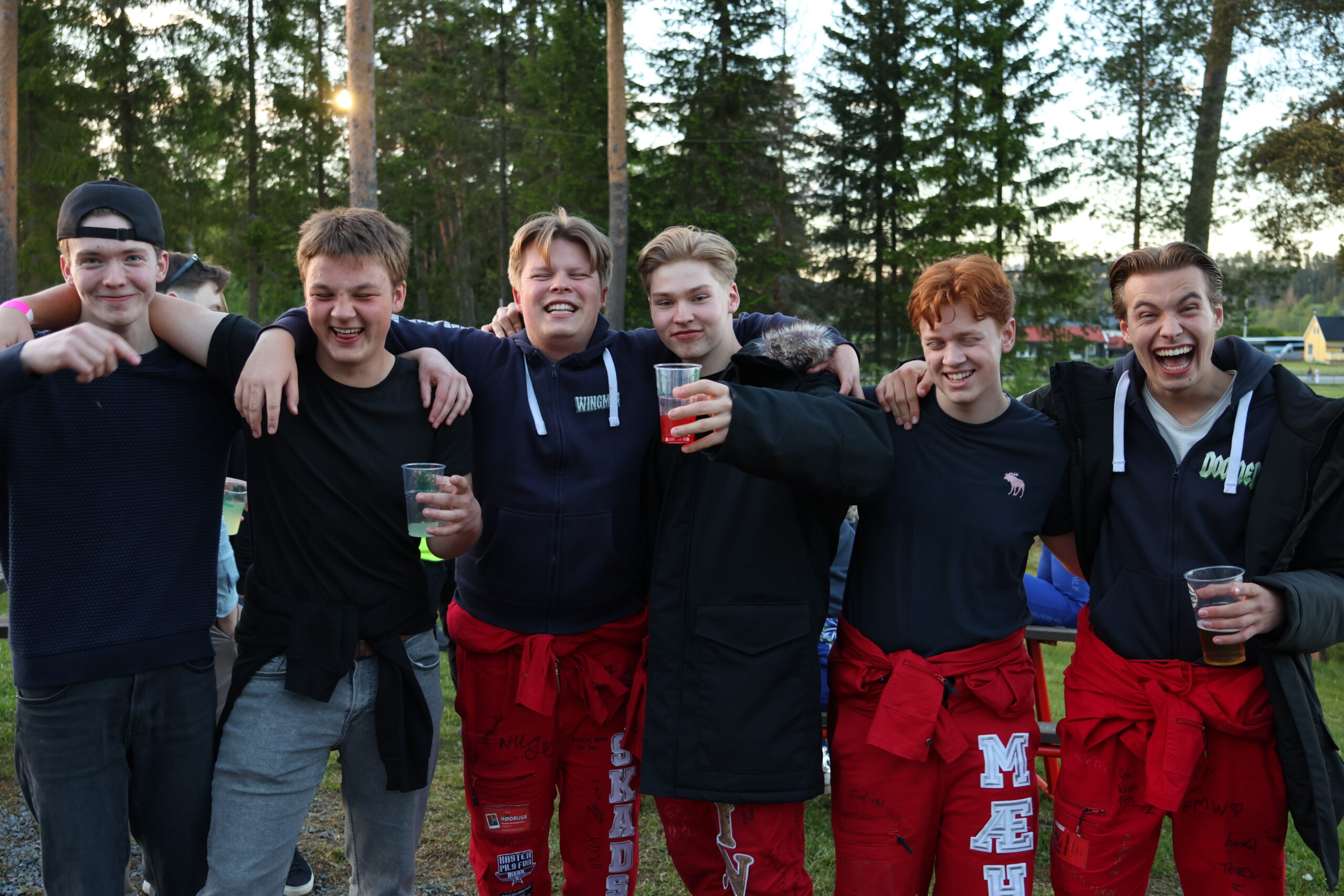 Michael Amundsen, Oscar Kvernbakken, Kristian Skadsdammen, Dennis Ellingsrud, Oskar Mæhlum og Ole Alexander Dahl.