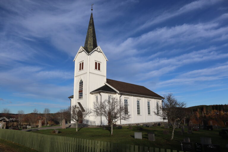 Det holdes 17.mai gudstjeneste i Vestmarka kirke. — Foto: Kai Roger Lindberget